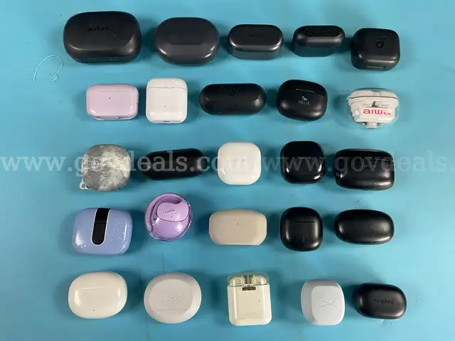 25 - Bluetooth Wireless Earbuds With Charging Cases