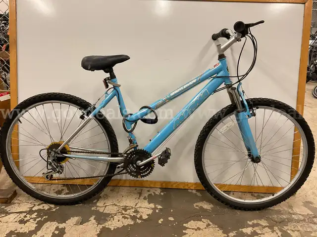 Magna Great Divide Bicycle, CT 18"