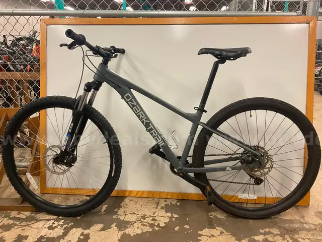 Ozark Trail Bicycle, CT 15"