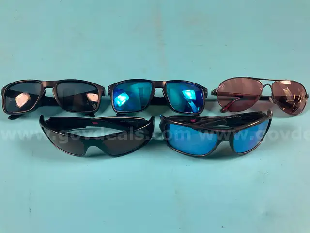 5 - Fashion Sunglasses, Labeled as Oakley