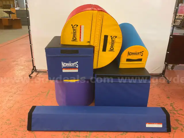 7 - Norberts Gymnastics Blocks, Sizes Vary