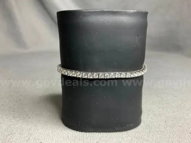 Gold Bracelet With Diamonds, 11.46 Grams