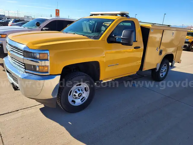 2016 Chevrolet Silverado 2500HD 4WD Utility Truck (CNG Only)