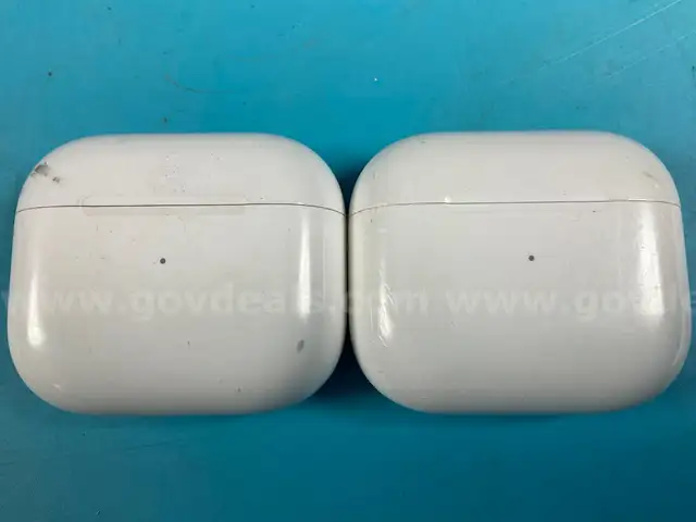 2 - Apple AirPods 3 with MagSafe Charging Case Model A2566