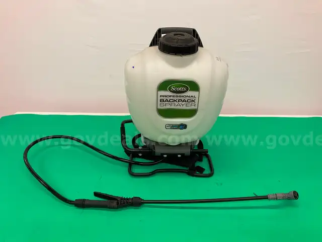 Scotts Professional Backpack Sprayer With Attachment