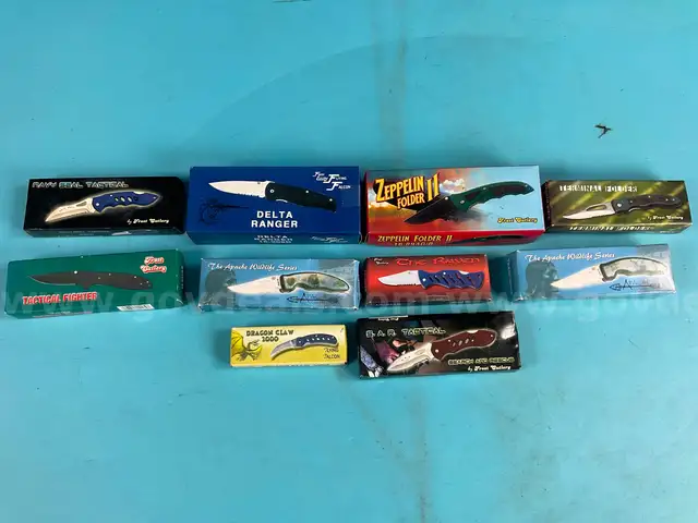 10 - Pocket Knives With Boxes