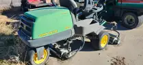 John Deere 2500 Greens Mower