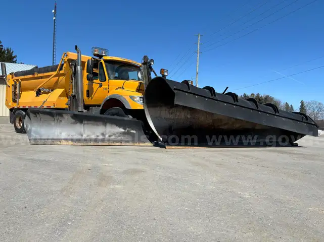 2007 International 7600 Plow Truck