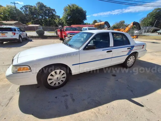 2006 Ford Crown Vic