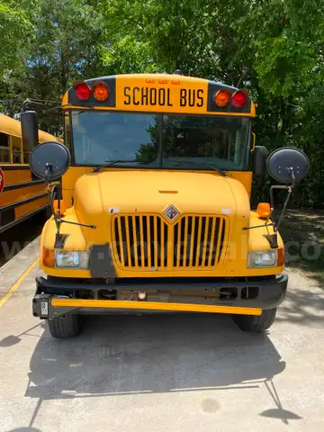 2001 IC School Bus - Amtran DT466st diesel