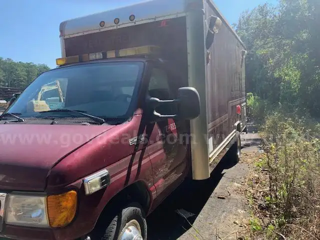 2003 Ford Econoline E450