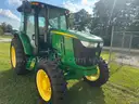 John Deere 5085E cab tractor