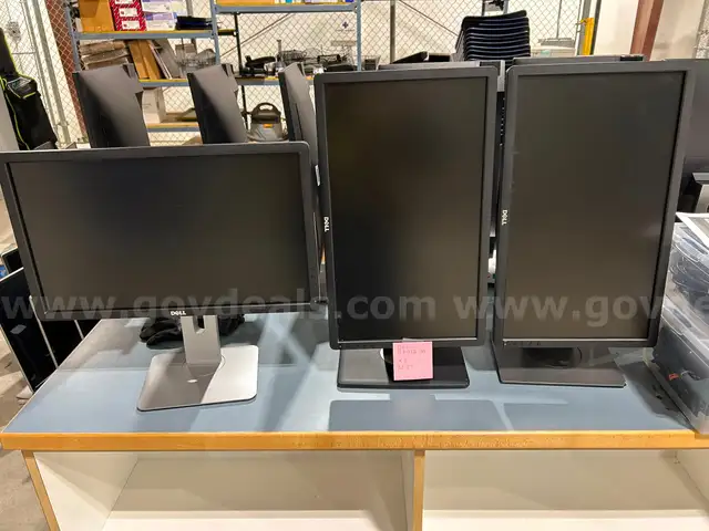DELL P2212Hb MONITOR. BUY ONE NOW $20.00