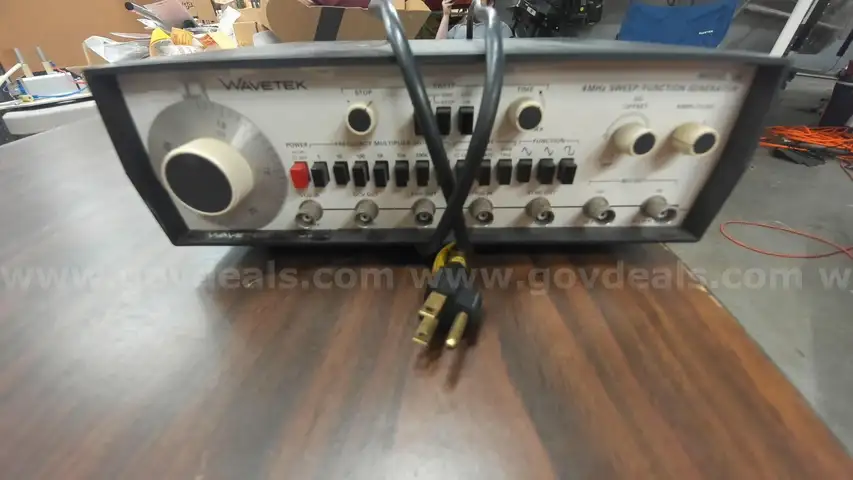 Wavetek Model 188 4 MHz Sweep Function Generator