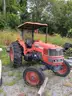 2004 kubota  utility special M 8200 TRACTOR