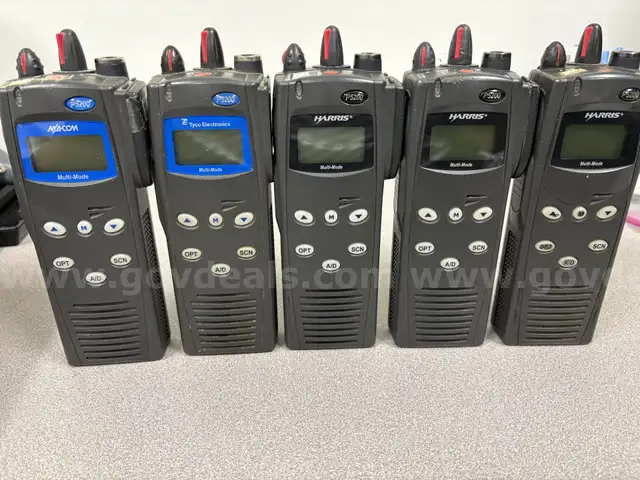 5 P5200 two-way portable radios without batteries