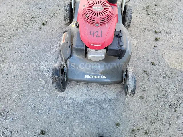 2 Honda Push Mowers &#x22;21