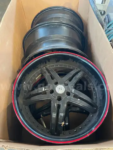 Lexani Rims - Set of 4