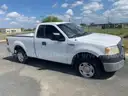 2005 Ford F-150 XL 2WD