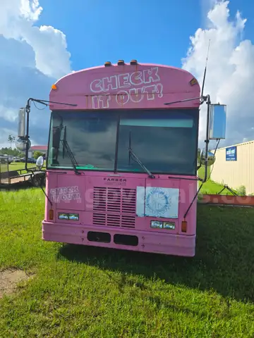 1998 SPARTAN FARBER SCHOOL BUS