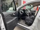 SUV - Jeep Cherokee