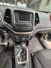 SUV - Jeep Cherokee