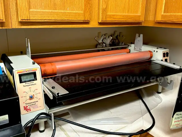 PL-230 laminator