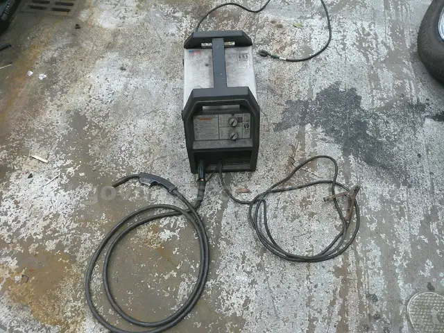 Hobart handler 120V welder
