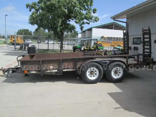 1996 Magnum Trailers of Austin