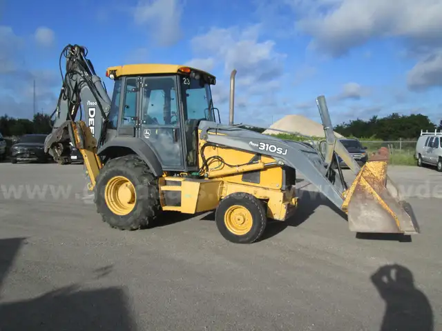 2010 John Deere 310SJ Backhoe
