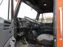 1995 International 2574