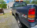 2003 GMC Sierra 2500HD 4WD w/Plow