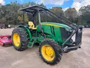 John Deere 5085M