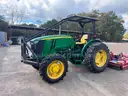 John Deere 5085M