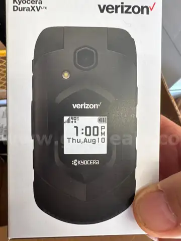Kyrocera DuraXV LTE Flip Phone total of 8