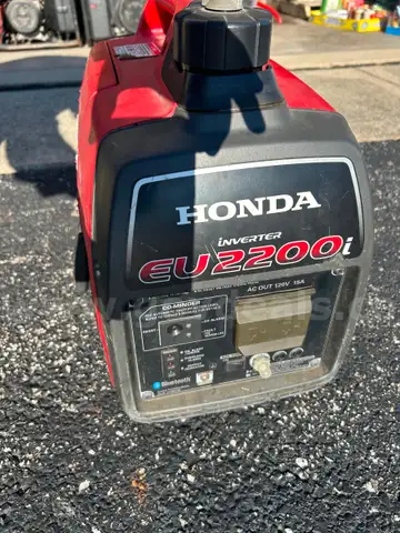 Honda EU2200 generator