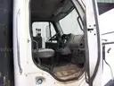 2004 freightliner single axle dump truck