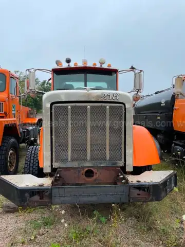 2010 Peterbilt 367
