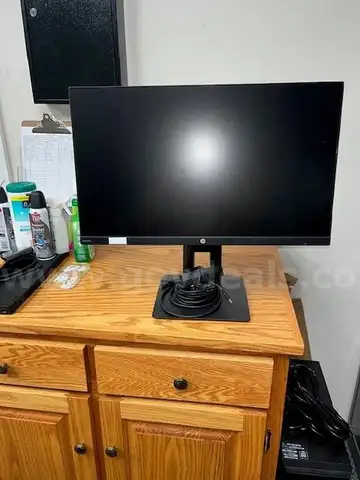 18 inch HP Monitor