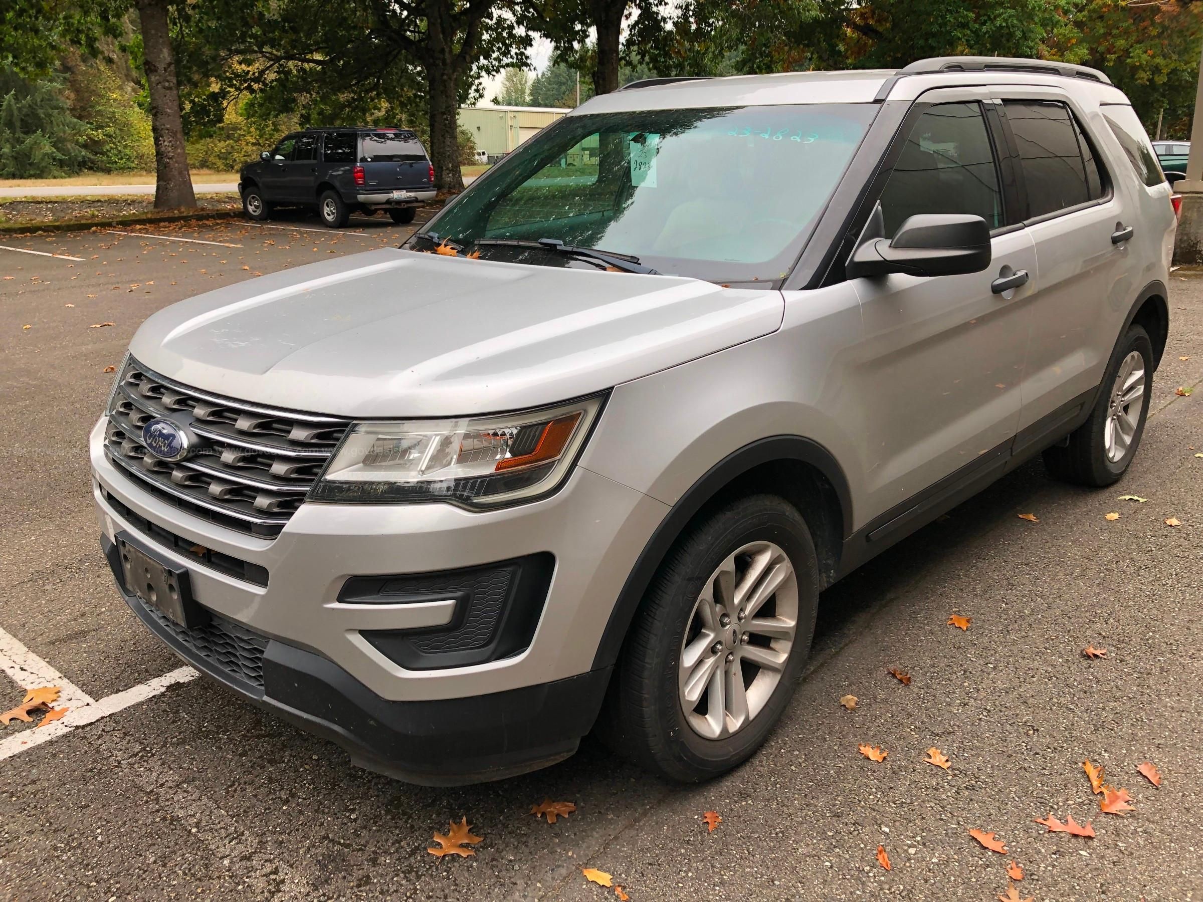 Ford suv with on sale 3rd row seating