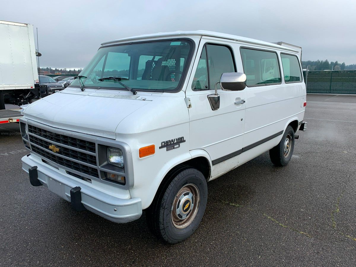 1995 Chevrolet G-Series Cargo Van - 33K Miles! (ID# 31533) (AVI) (23 ...