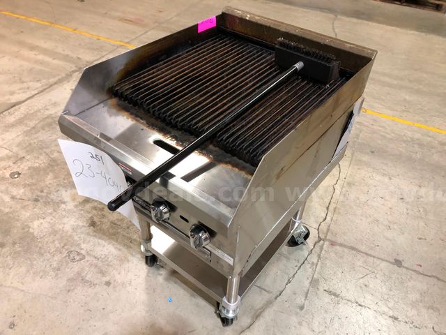 Southbend HDC-24 Countertop Charbroiler (ID #32224) (I13-1R) (23-4046-2 ...