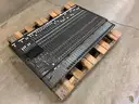 Mackie 32*8 3-Bus Audio Mixing Console&#xA0;(ID #39900) (J2-4R) (25-1156-6) 35405
