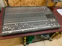 Mackie 32*8 3-Bus Audio Mixing Console&#xA0;(ID #39900) (J2-4R) (25-1156-6) 35405
