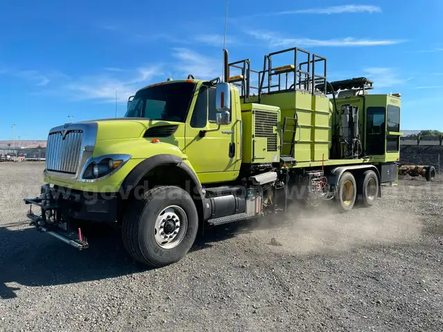 2010 International 7600 Paint Sriper&#xA0;(ID #40572) (AtMedLk) (25-2126) 405