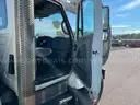 2007 International 7400 Bucket Truck&#xA0;(ID #40573) (AtMedLk) (25-2125) AGN