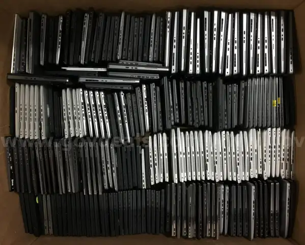 LOT of ~232 Assorted Laptops - Intel i7 Processors (ID# 40609) (G09-2R) (C4K)
