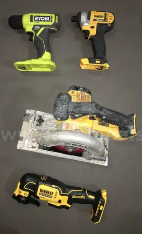 LOT of Misc Power Tools &#x2013; Mixed Brands (ID# 40659) (TSA #4) (NO UPC) (20-33)