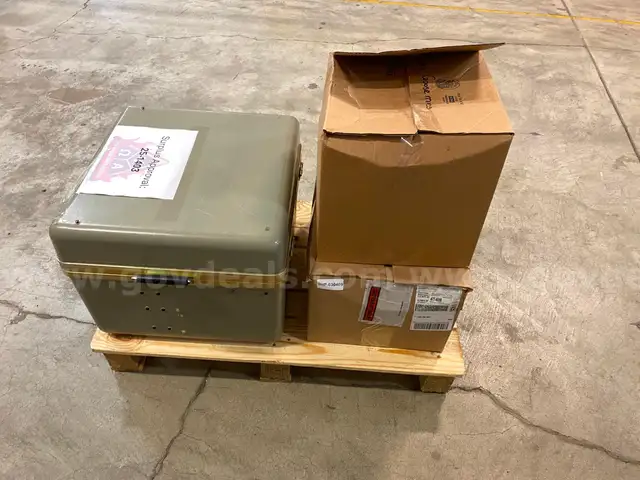 Radio Communication Equipment&#xA0;(ID #40671) (I01-2L) (25-1403-1) 490