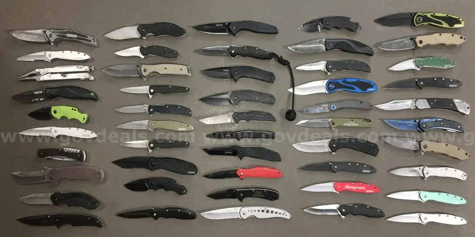LOT of ~100 Kershaw Knives (ID# 40683) (TSA #4) (NO UPC) (19-26)